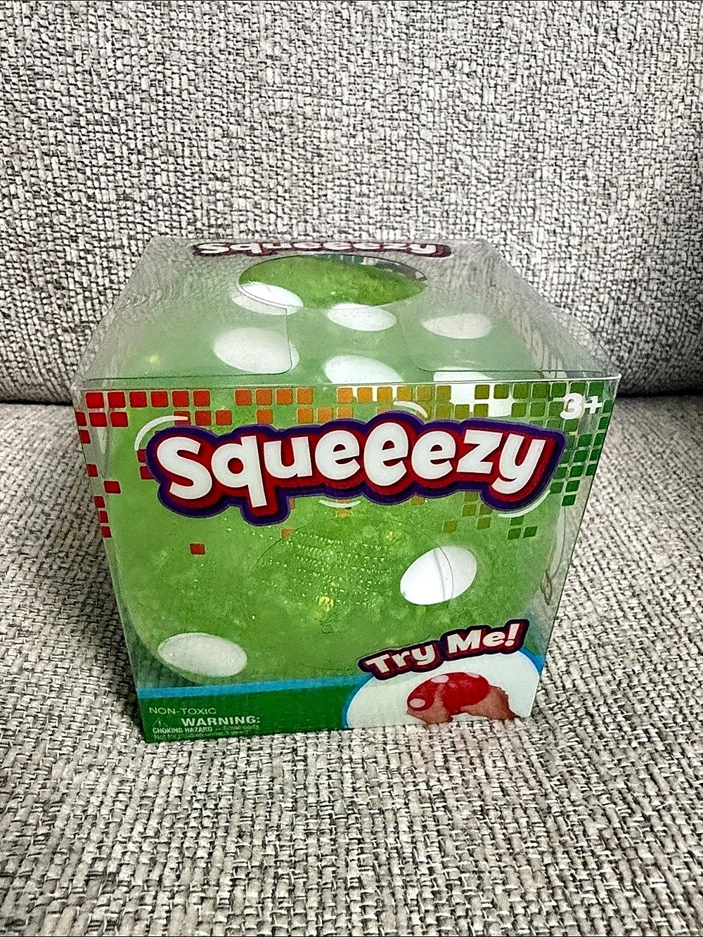Squeeezy Squishy Dice - Green & White